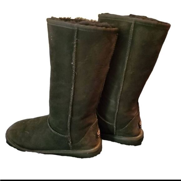 UGG Classic Tall Boots - Picture 2 of 7